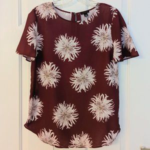 Ann Taylor Women's Burgundy Floral Short-sleeve Blouse XS